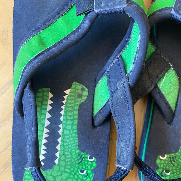 Gymboree toddler flip flops 9 - Picture 2 of 6